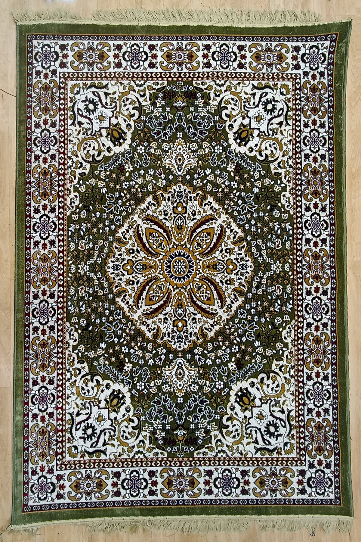 Pista Green Rug A Drag of Fresh Air for Your Bottoms - Image 2